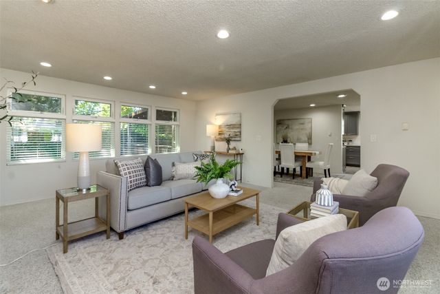 11427 SE 225th Street, Kent, WA 98031