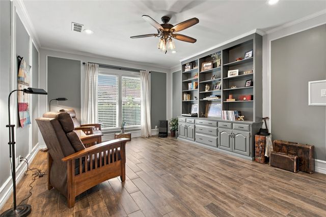 1005 S Denton Street, Gainesville, TX 76240