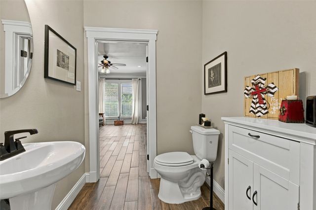 1005 S Denton Street, Gainesville, TX 76240