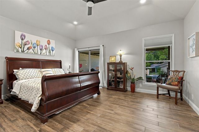 1005 S Denton Street, Gainesville, TX 76240