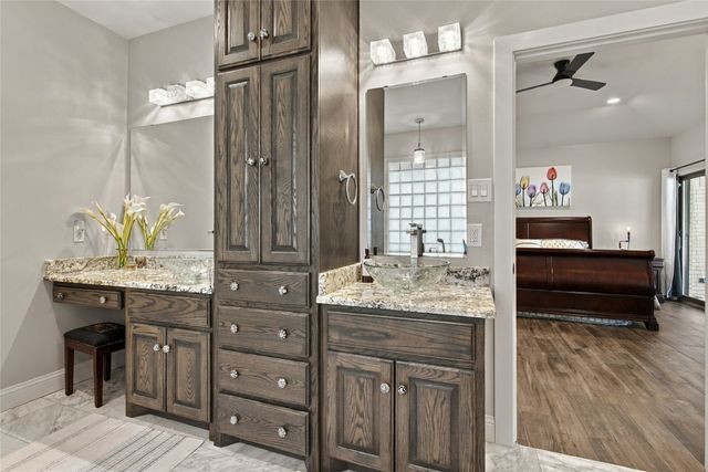 1005 S Denton Street, Gainesville, TX 76240
