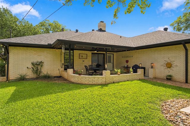 1005 S Denton Street, Gainesville, TX 76240