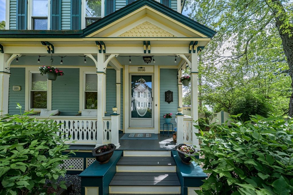 1030 Pine St, Palmer, MA 01069