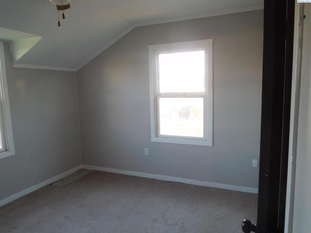 709 Comstock St, Richland, WA 99352