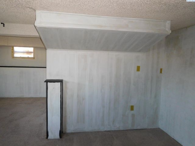 709 Comstock St, Richland, WA 99352