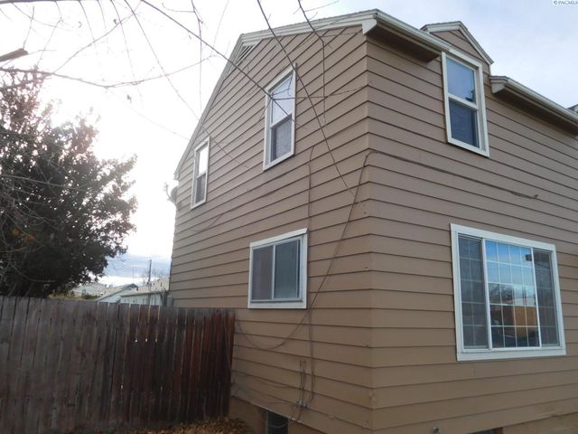709 Comstock St, Richland, WA 99352