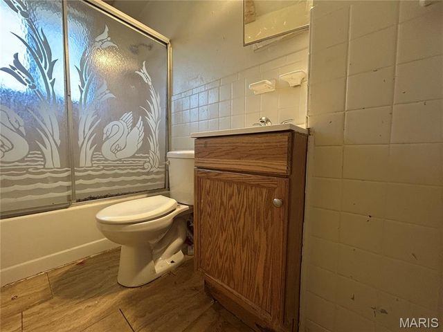 809 Thomas Avenue, St Louis, MO 63135