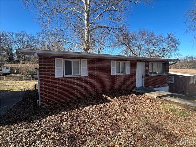 809 Thomas Avenue, St Louis, MO 63135