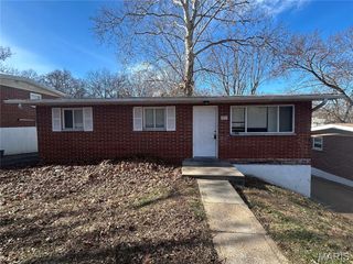 809 Thomas Avenue, St Louis, MO 63135