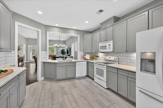 2016 Redback Drive, Summerville, SC 29483