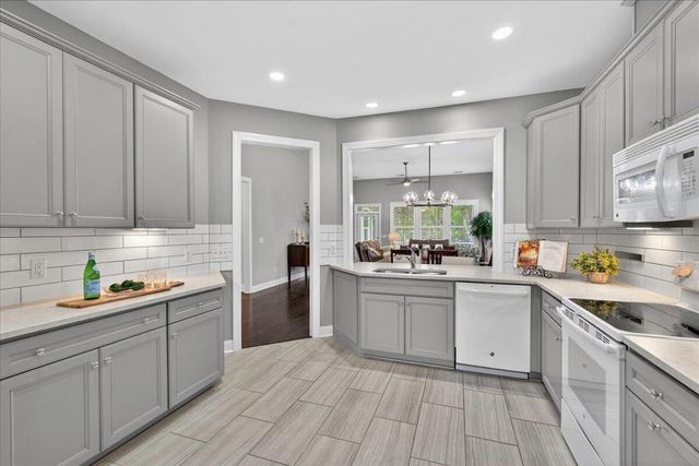 2016 Redback Drive, Summerville, SC 29483