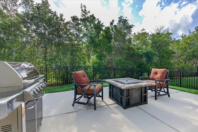 2016 Redback Drive, Summerville, SC 29483