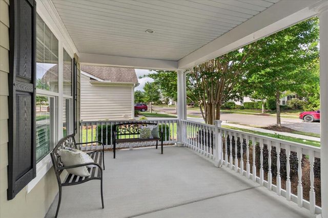 2016 Redback Drive, Summerville, SC 29483