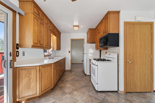 1456 Wilson Avenue, Saint Paul, MN 55106