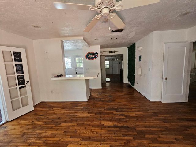 1822 NW 6TH AVENUE, Gainesville, FL 32603