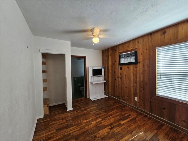 1822 NW 6TH AVENUE, Gainesville, FL 32603