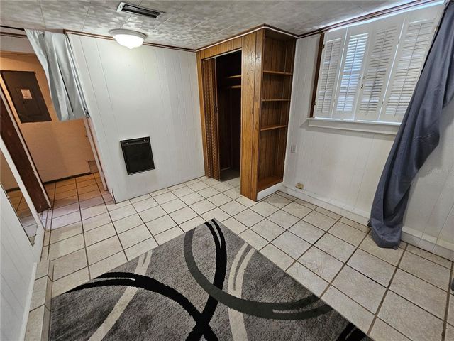 1822 NW 6TH AVENUE, Gainesville, FL 32603