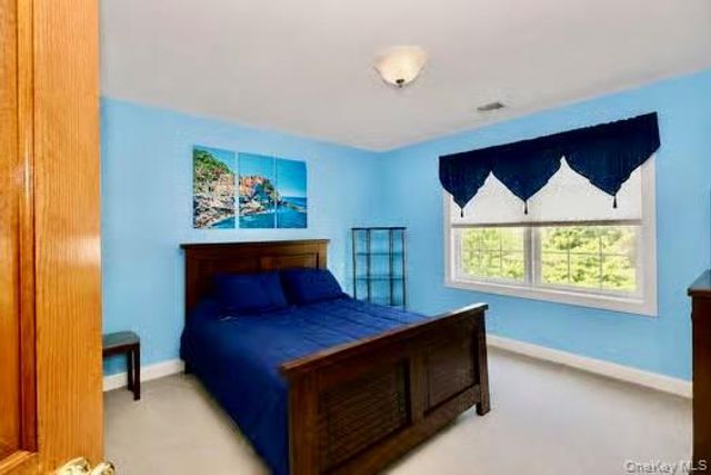 15 Christina Way, Milton, NY 12547
