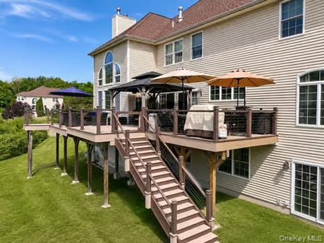 15 Christina Way, Milton, NY 12547