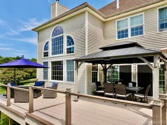 15 Christina Way, Milton, NY 12547