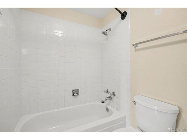8601 E Yale Ave B, Denver, CO 80231