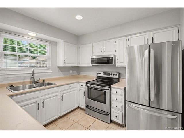 8601 E Yale Ave B, Denver, CO 80231
