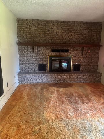2505 Elm Street, Siloam Springs, AR 72761