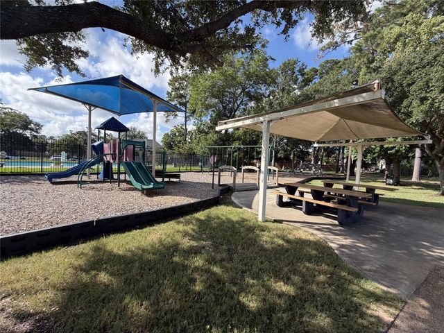 510 Cypresswood Trace, Spring, TX 77373