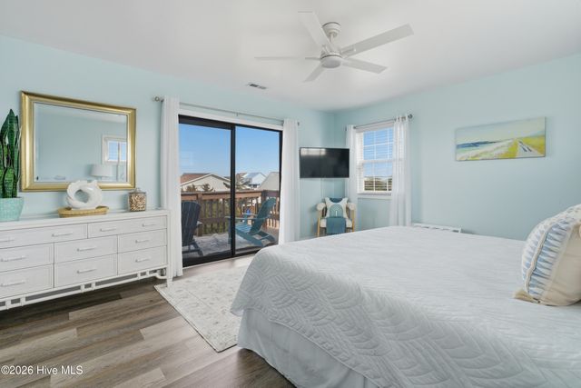 212 Oyster Lane, N Topsail Beach, NC 28460