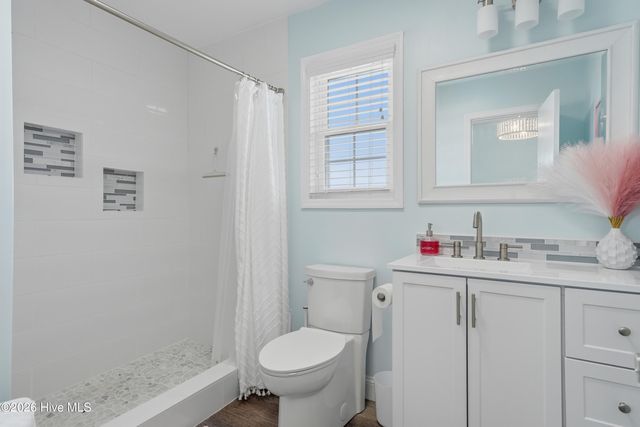 212 Oyster Lane, N Topsail Beach, NC 28460