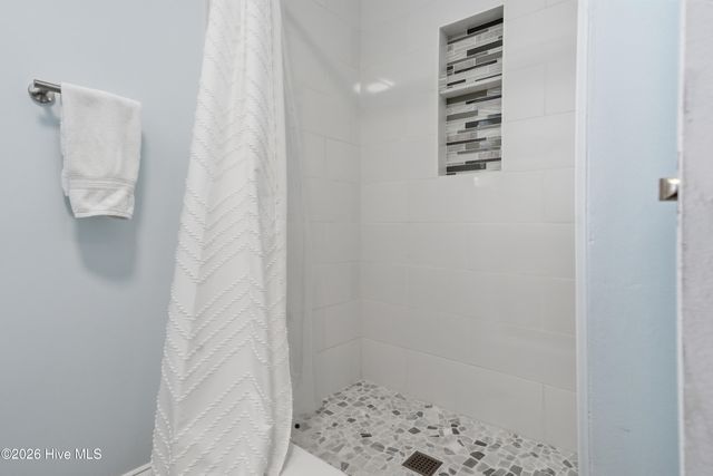 212 Oyster Lane, N Topsail Beach, NC 28460