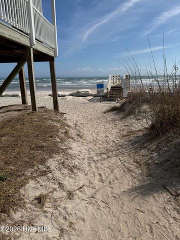 212 Oyster Lane, N Topsail Beach, NC 28460