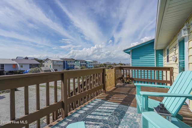 212 Oyster Lane, N Topsail Beach, NC 28460