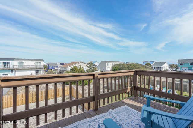 212 Oyster Lane, N Topsail Beach, NC 28460