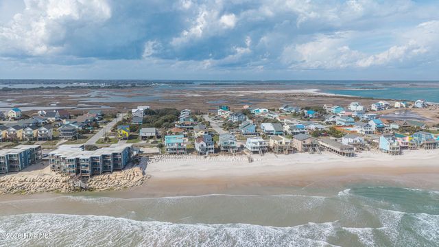212 Oyster Lane, N Topsail Beach, NC 28460