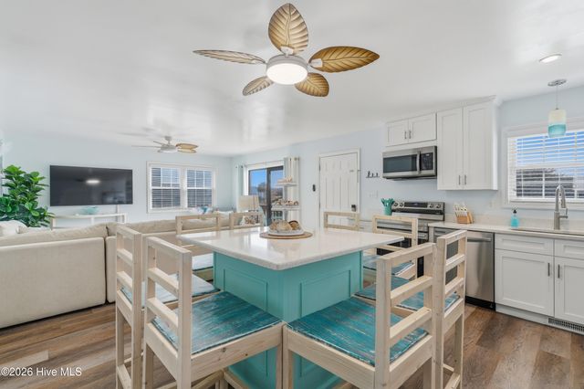212 Oyster Lane, N Topsail Beach, NC 28460