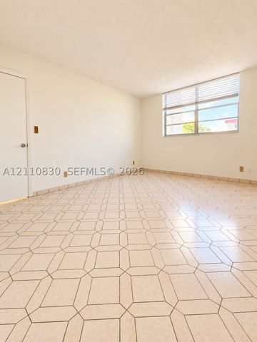 3001 NW 48th Ave 339, Lauderdale Lakes, FL 33313