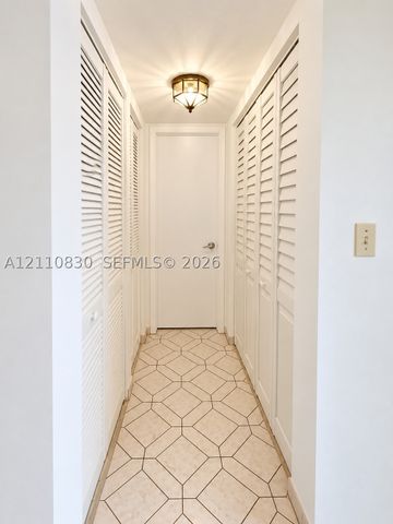 3001 NW 48th Ave 339, Lauderdale Lakes, FL 33313