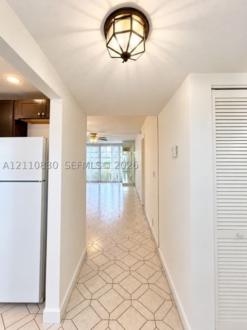 3001 NW 48th Ave 339, Lauderdale Lakes, FL 33313