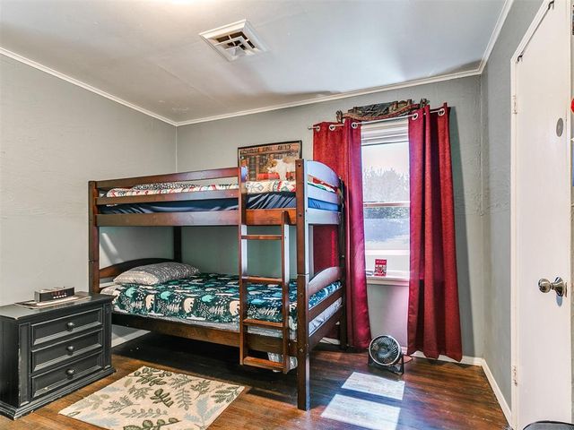 411 Russell Drive, Midwest City, OK 73110