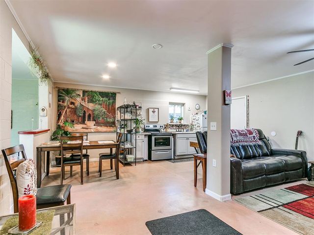 411 Russell Drive, Midwest City, OK 73110