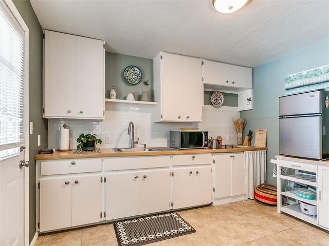 411 Russell Drive, Midwest City, OK 73110