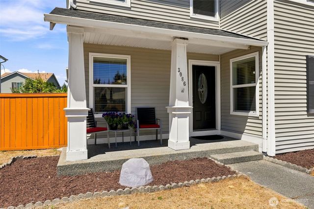 3086 Walker Road, Dupont, WA 98327