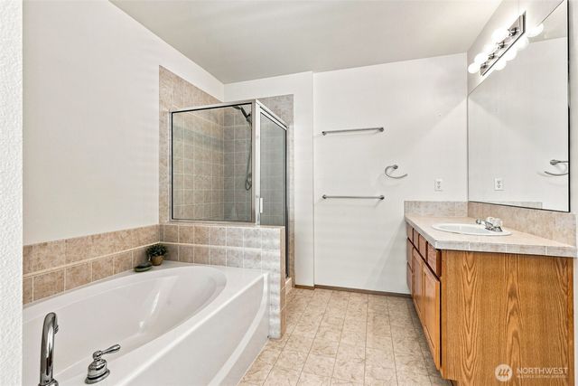 3086 Walker Road, Dupont, WA 98327