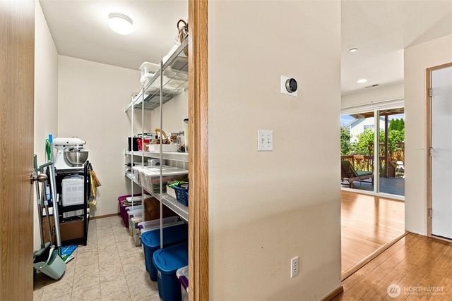3086 Walker Road, Dupont, WA 98327