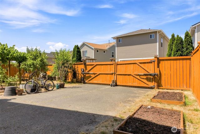3086 Walker Road, Dupont, WA 98327