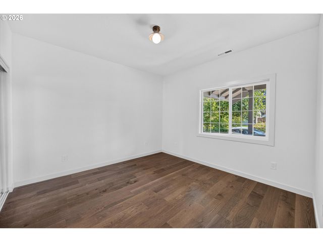 2327 Ne 52ND Ave, Portland, OR 97213