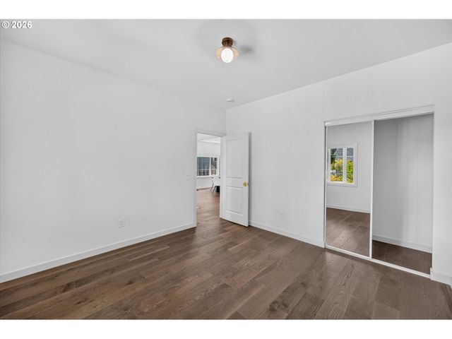 2327 Ne 52ND Ave, Portland, OR 97213