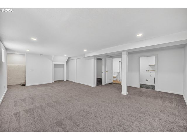 2327 Ne 52ND Ave, Portland, OR 97213
