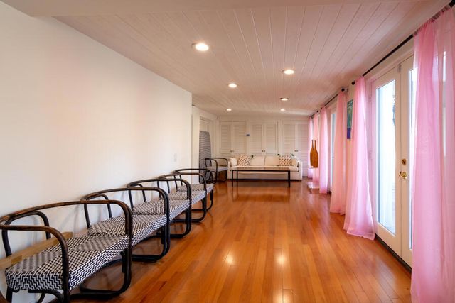 294 W Crestview Drive Drive, Palm Springs, CA 92264